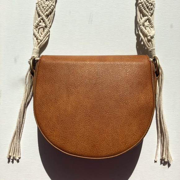 Saddle Bag with Macrame Strap - Tan - Picture 4 of 5